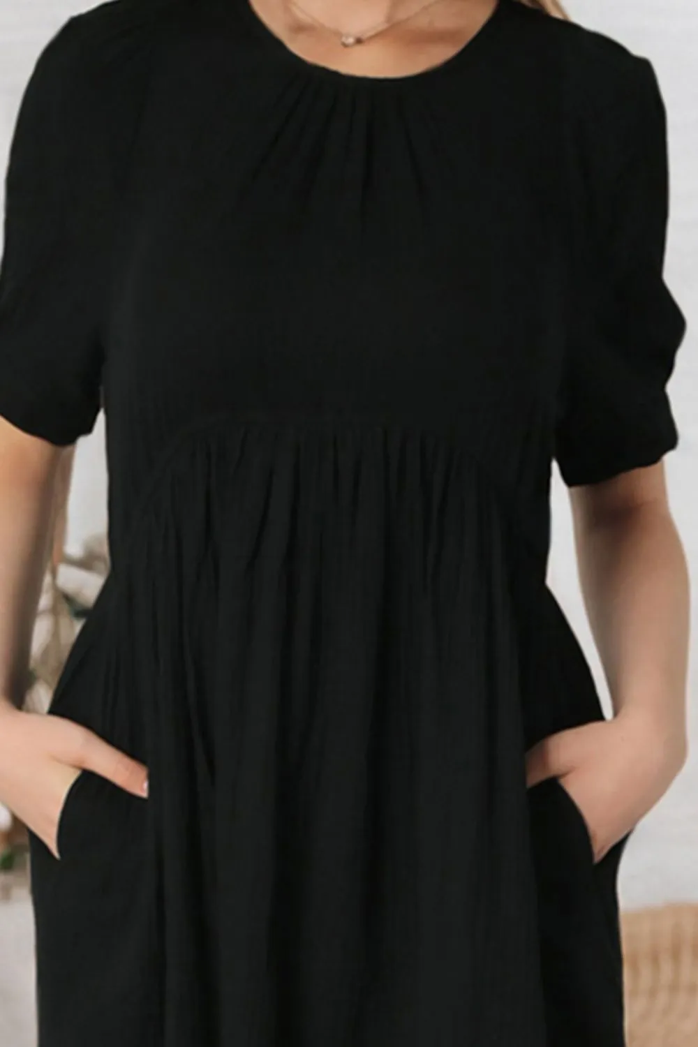 * APP EXCLUSIVE* Round Neck Puff Sleeve Dress with Pockets