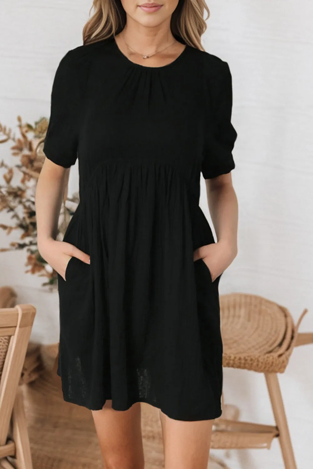 * APP EXCLUSIVE* Round Neck Puff Sleeve Dress with Pockets