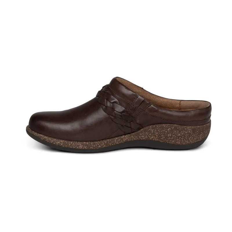 Aetrex Women's Libby Slip On Shoe - Brown DM202