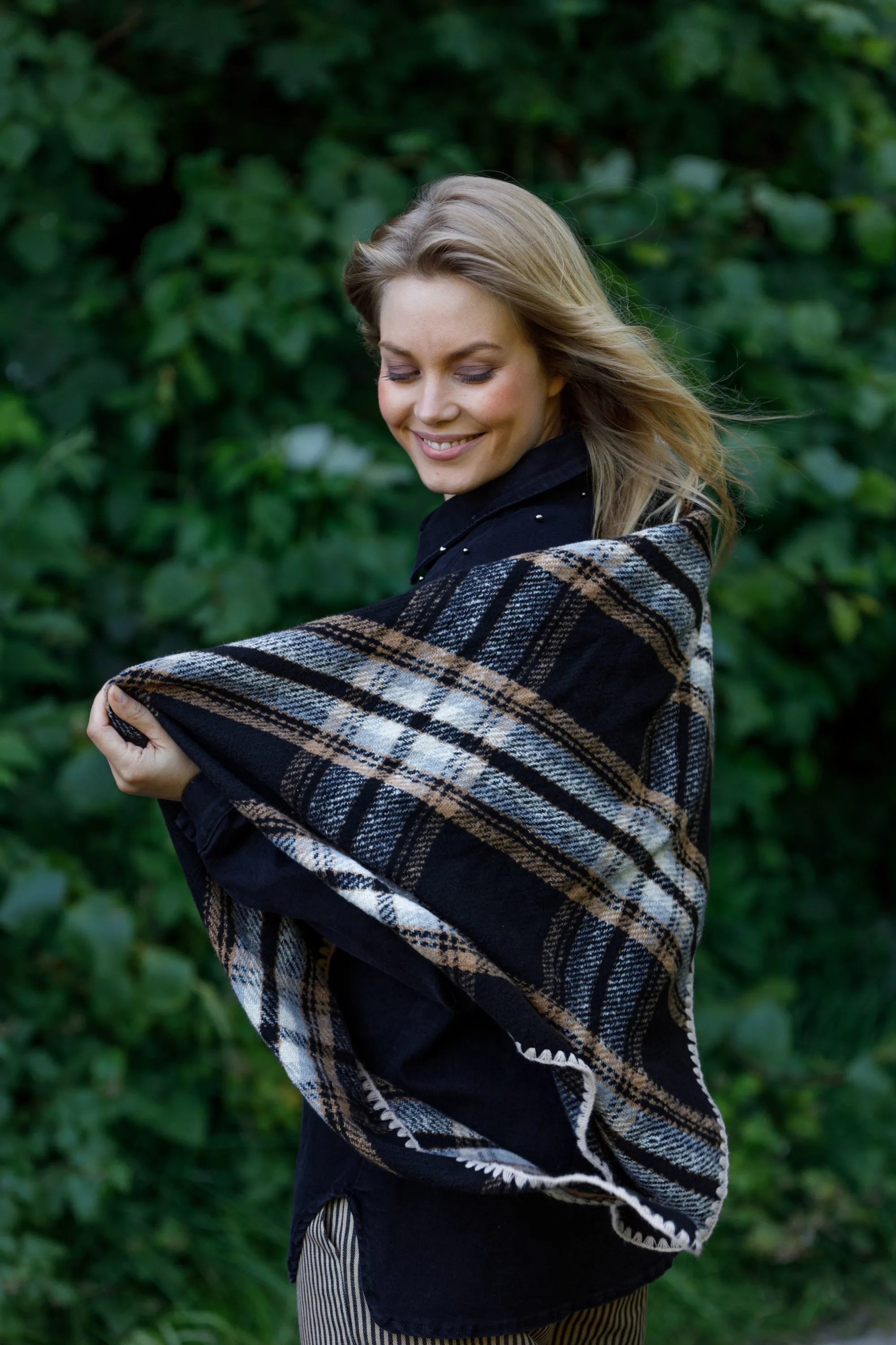Black Colour Leoni Black Scarf