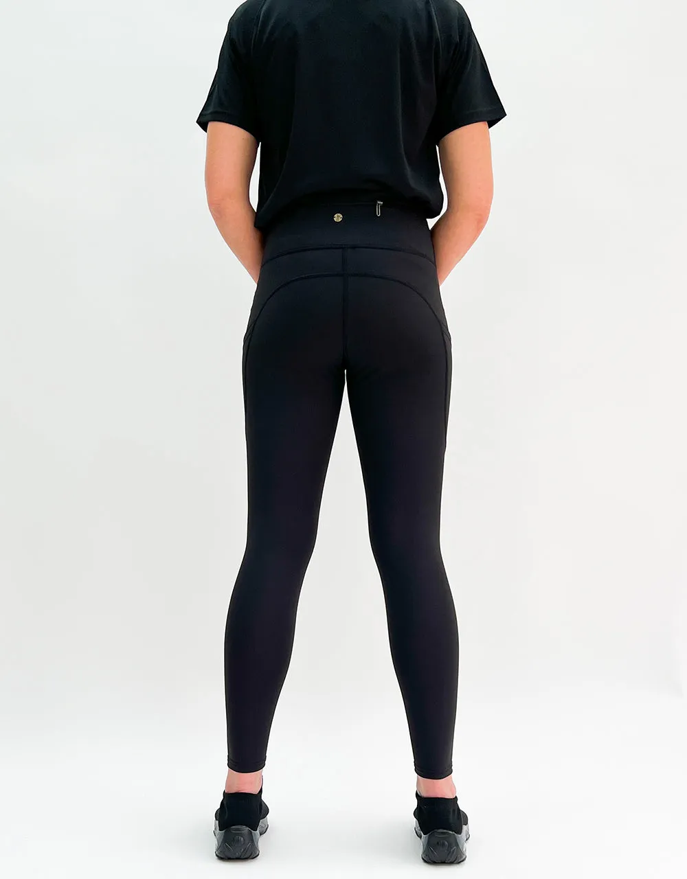 Black Magic Activewear   Pockets