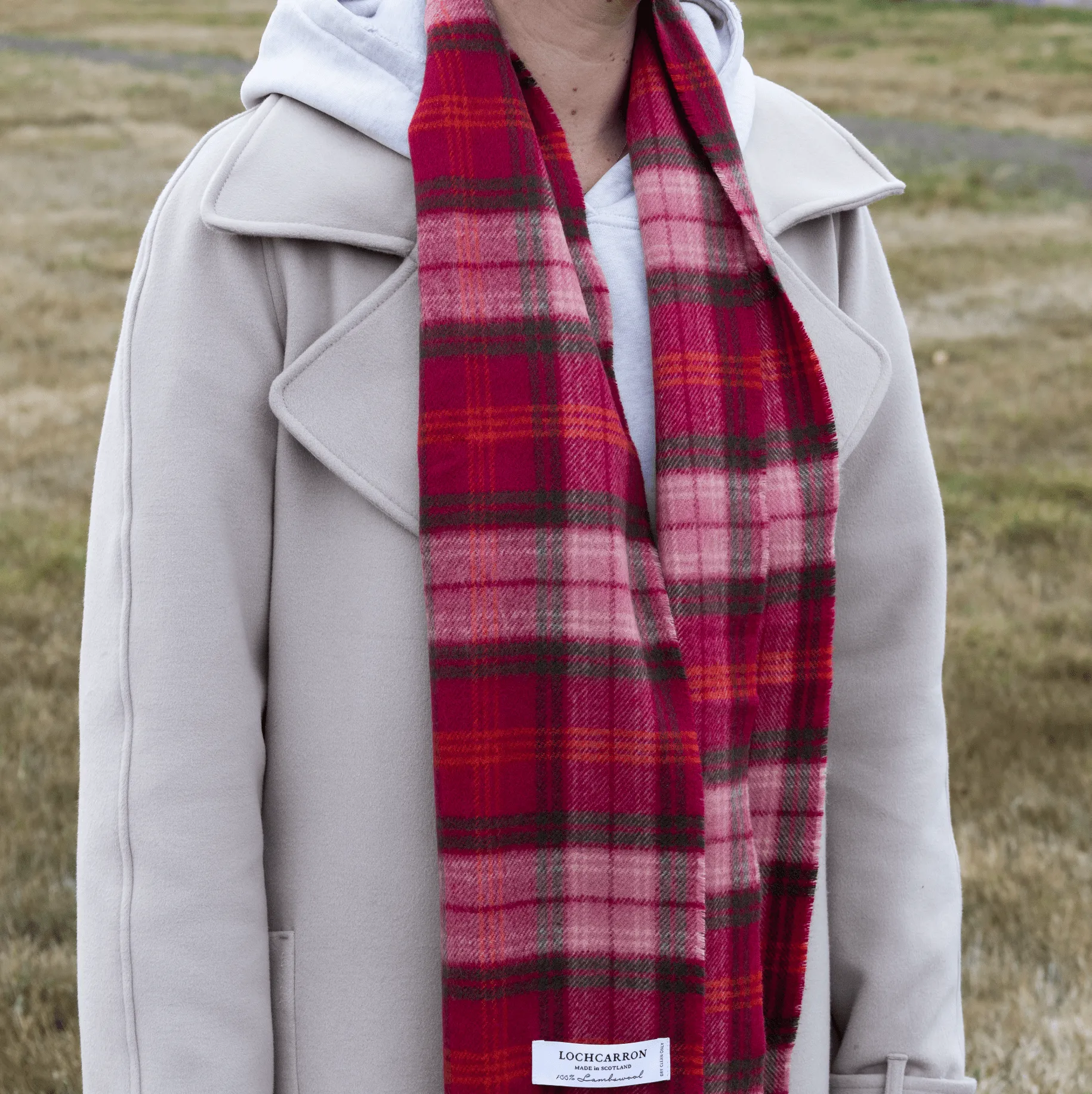 Bowhill Hunting Rose Lambswool Scarf | Wool Scarf