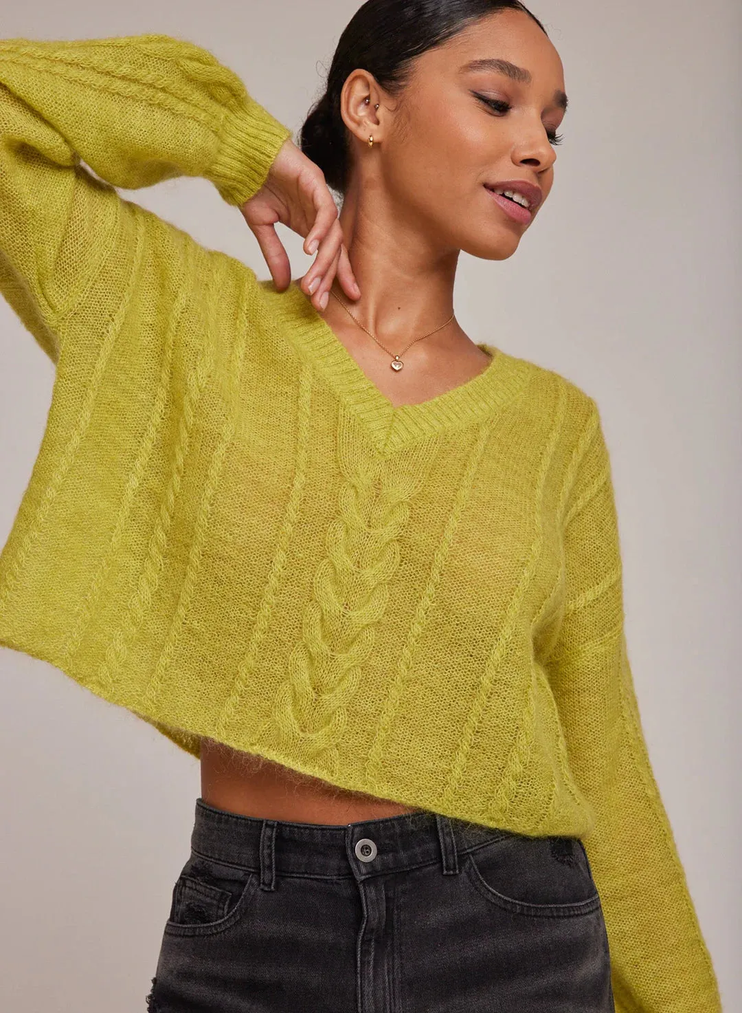 Cropped Oversized V-Neck Cable Swe