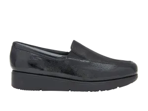 GILLY SLIP ON