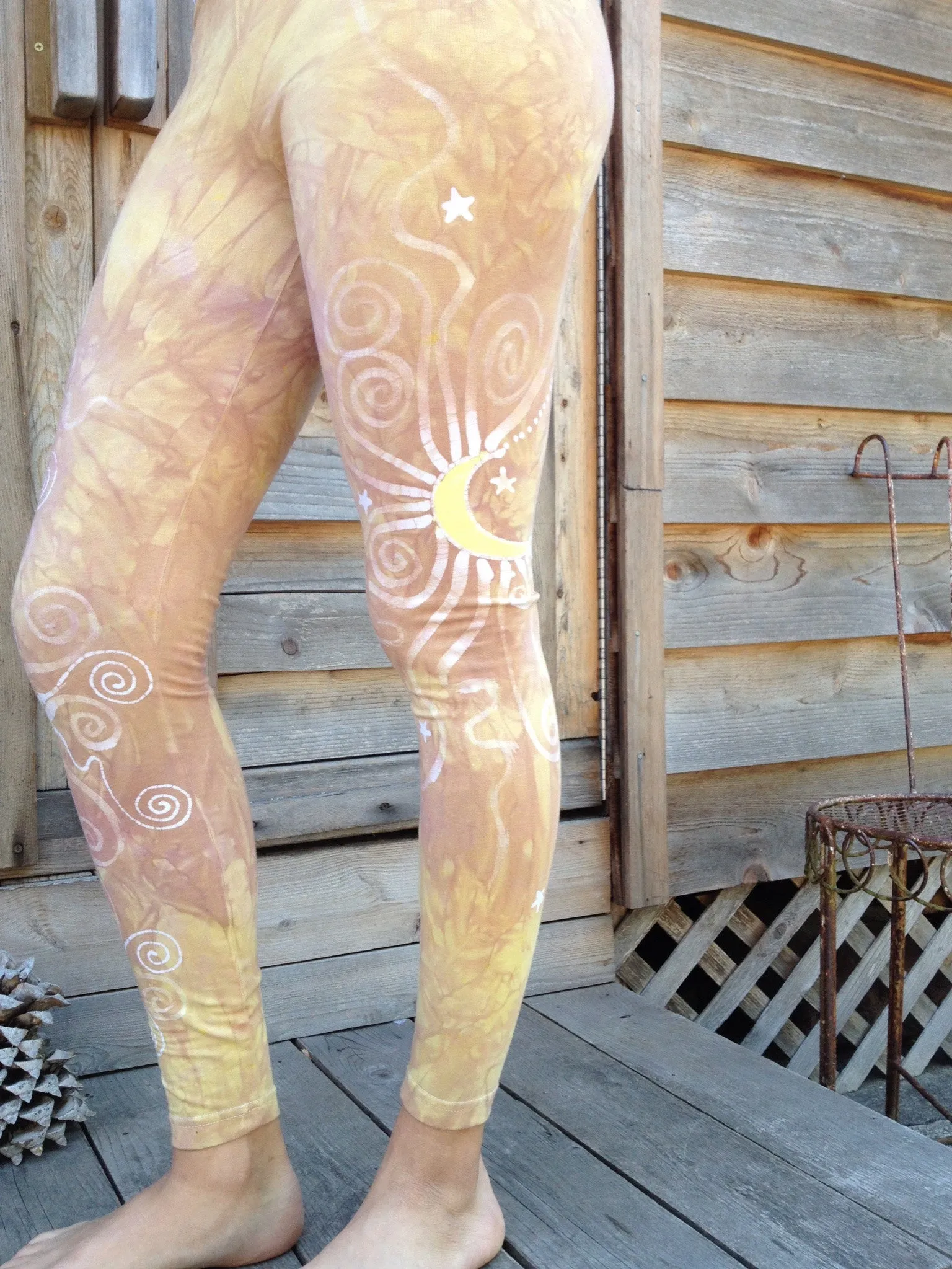 Nude Galaxy Batik Leggings