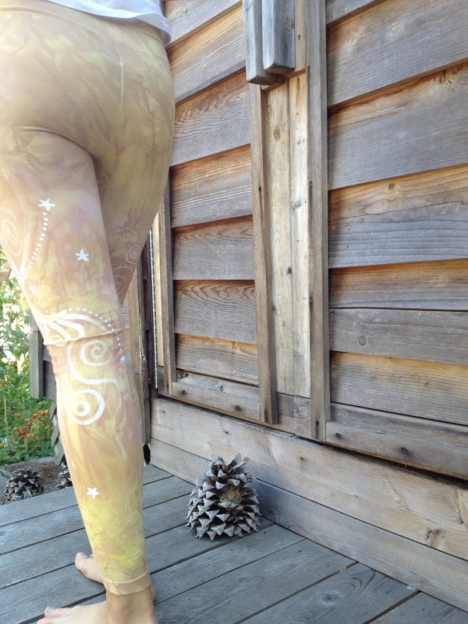 Nude Galaxy Batik Leggings