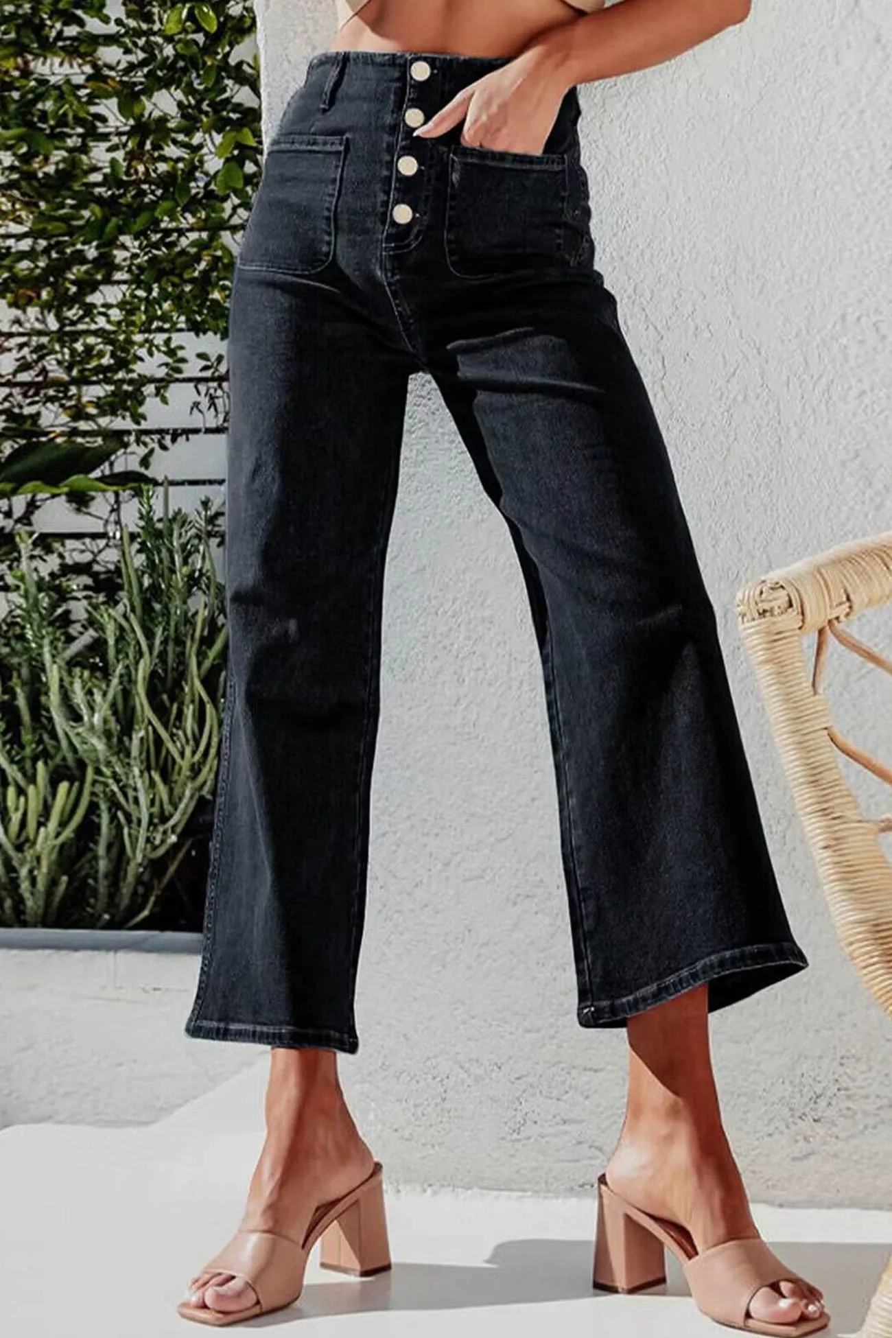 Single-breasted High Waist Cropped Jeans