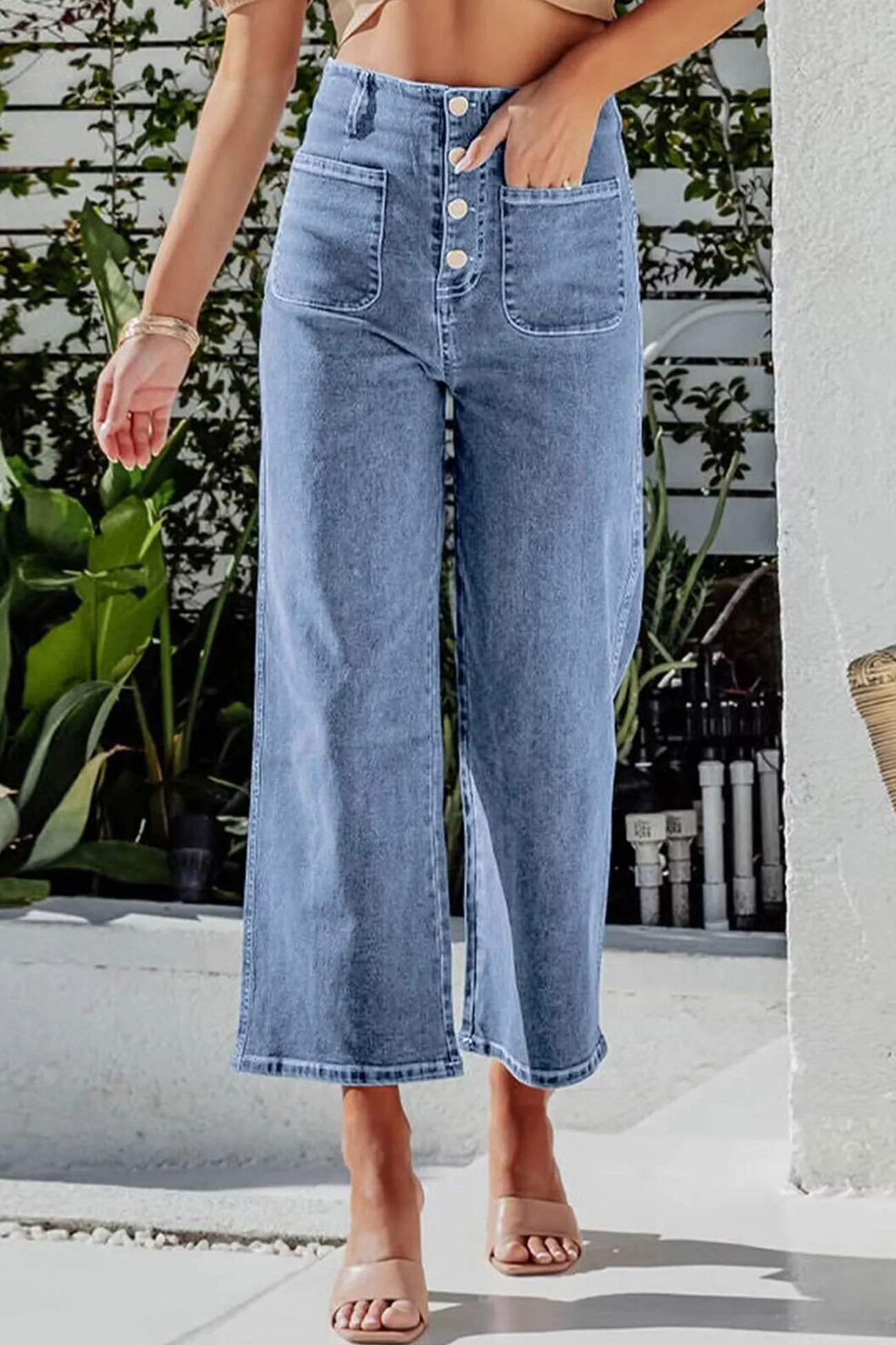 Single-breasted High Waist Cropped Jeans