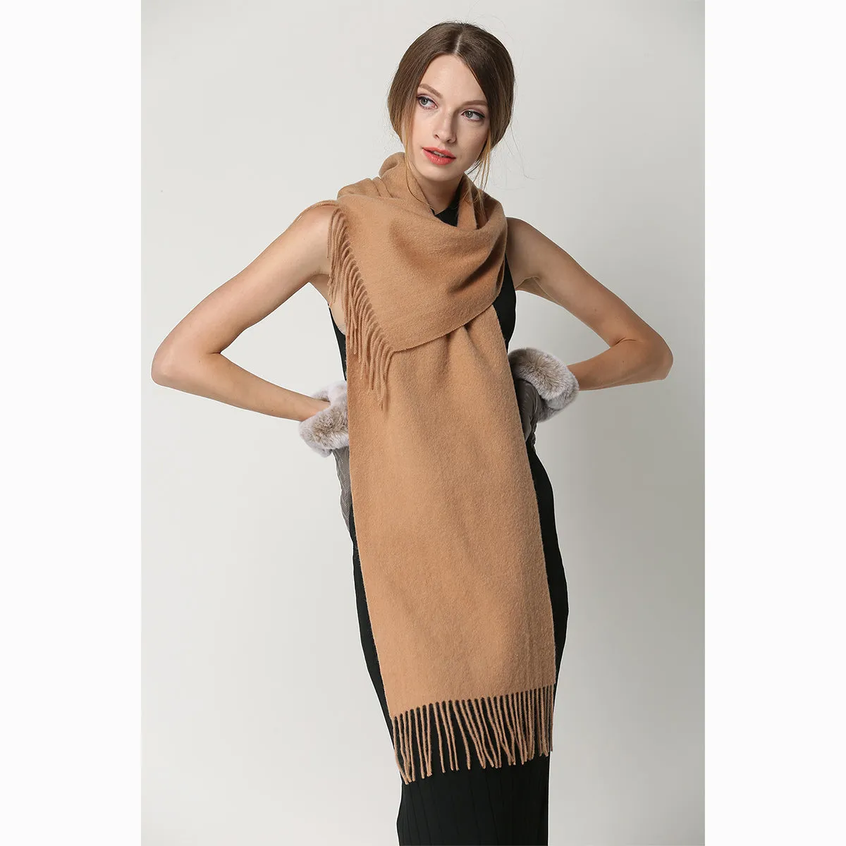 Ugg 100% Wool Scarf Beige